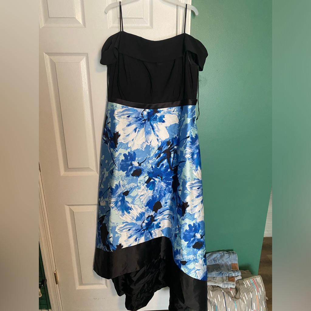 Gorgeous Hi Low Blue Flower Patterned Prom Dress Size 16w